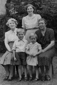 Mother of Phyllis Crawford Masterton MN Lawson, with Katherine Lawson MS Strang, her mother Catherine and children Ian & Valerie. c1945